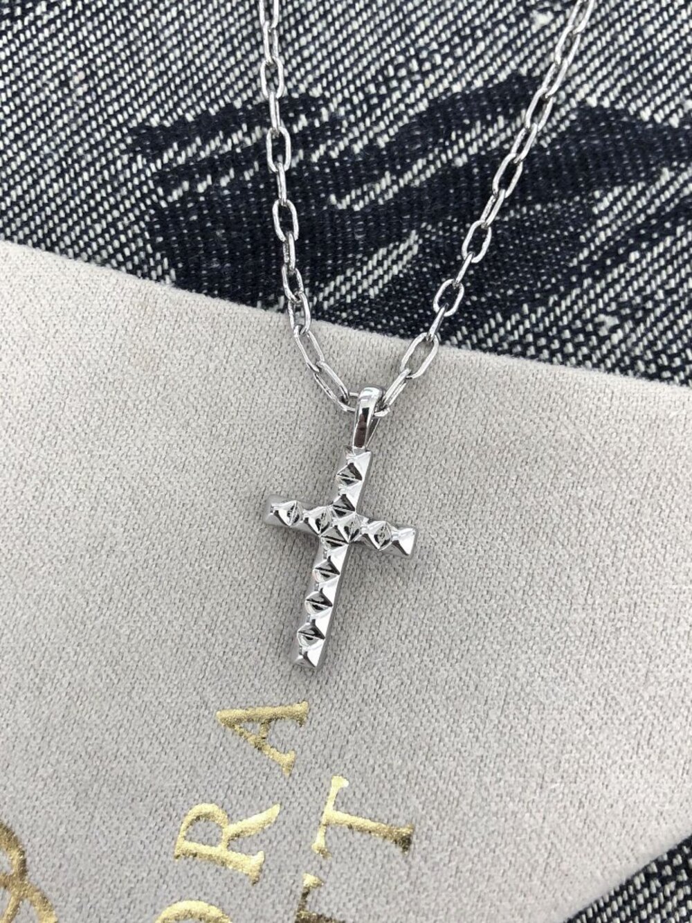Kendra Scott Silver Short Necklace - Jada Cross